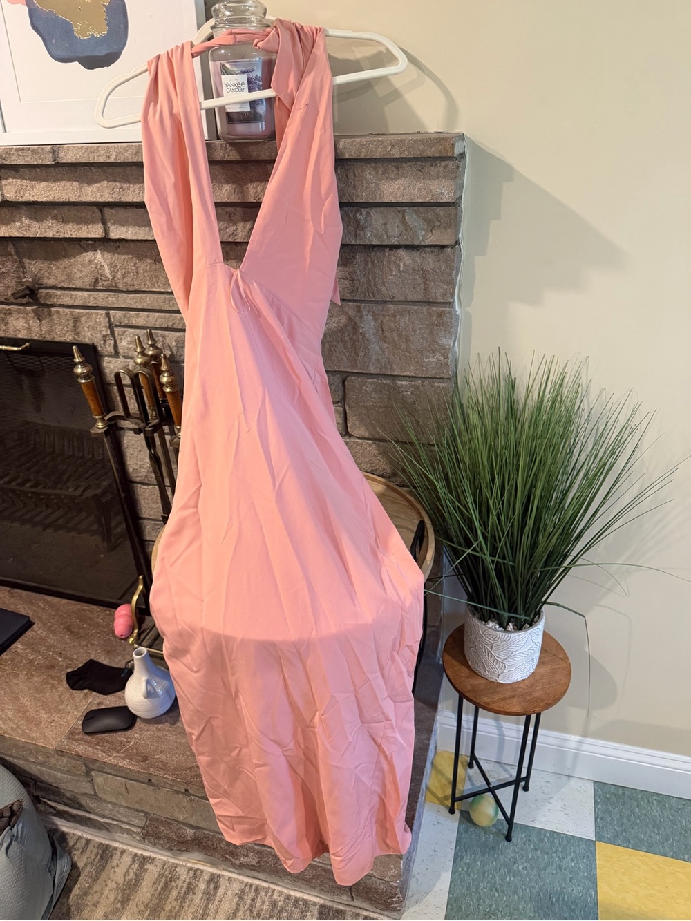 Express Blush Pink Sleeveless V-Neck Maxi Dress
